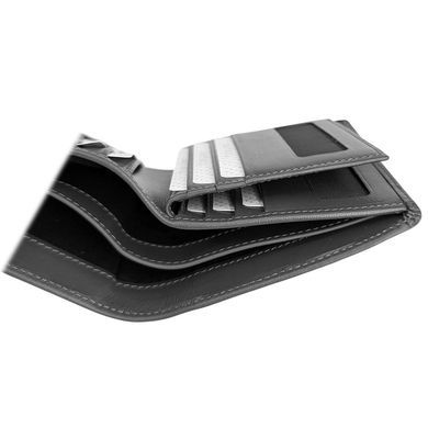Women's wallet by Tergan (T&uuml;rkiye) made of genuine leather.